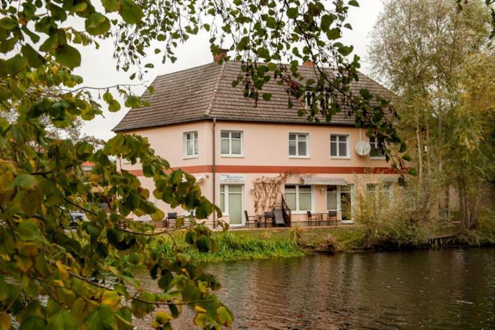 Ferienwohnungen Direkt An Der Elde Lübz Esterno foto